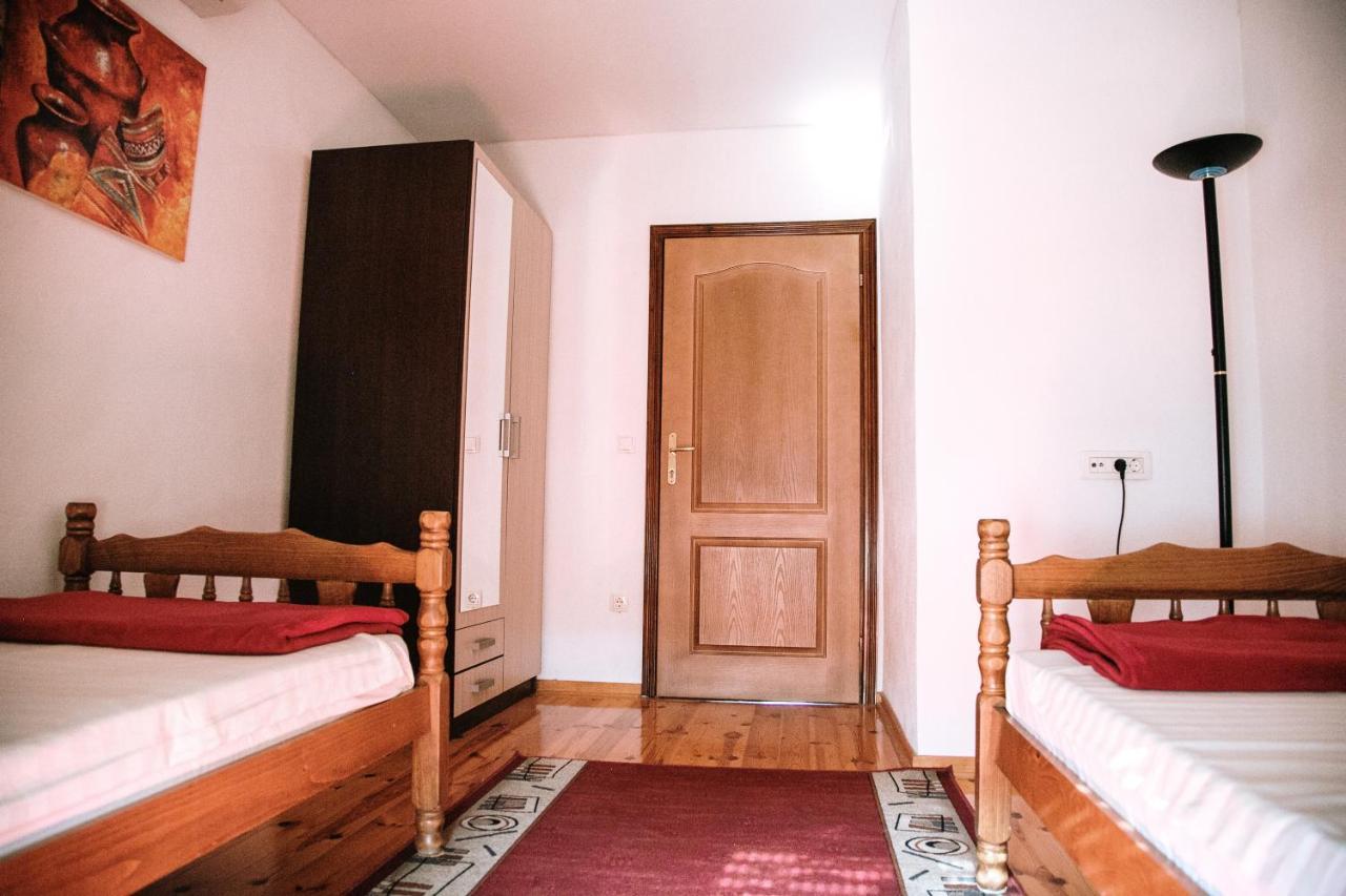Apartment Ikar Mostar Extérieur photo